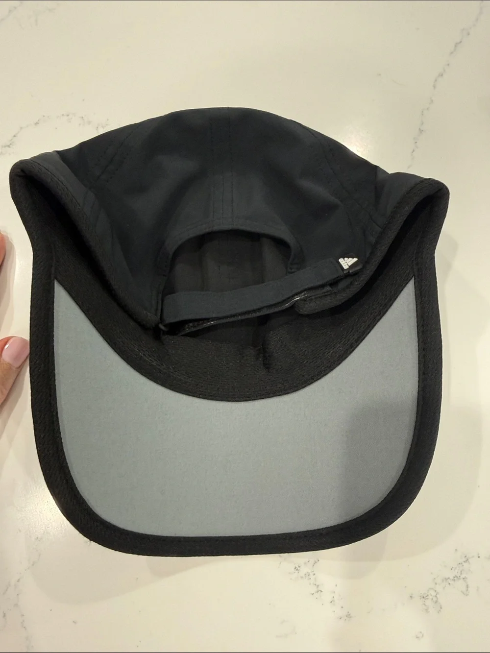 Adidas NEW Men’s Lightweight Hat